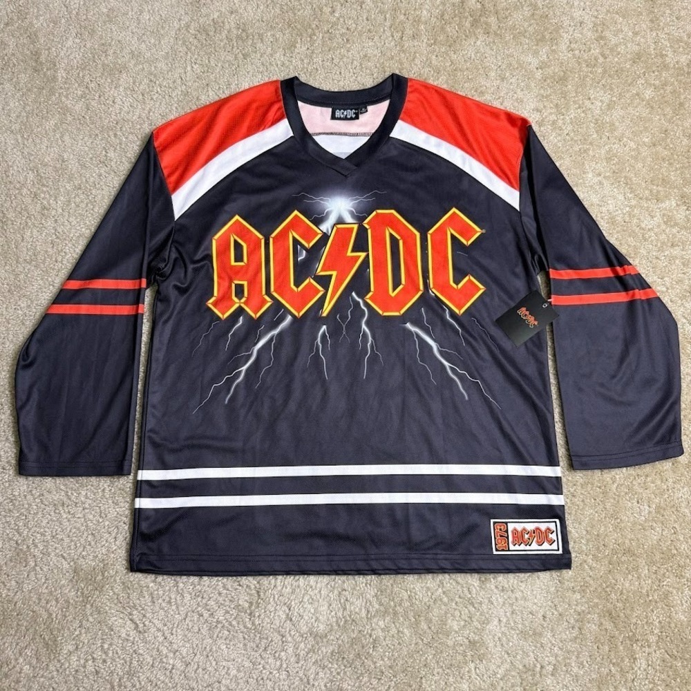 AC/DC‎ Mens Jersey Medium Black Red Hockey Style Long Sleeve 73 Lightning NWT